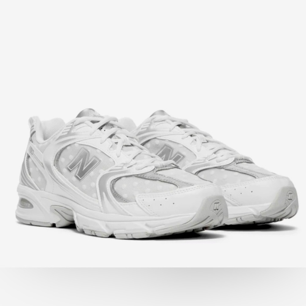 New Balance 530 ~ Polka Dot Sneakers